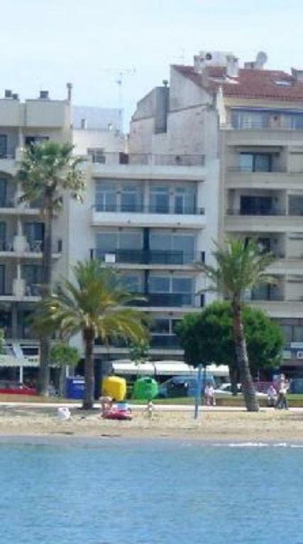 Primera Linea De Mar Centro Rosas Exterior foto